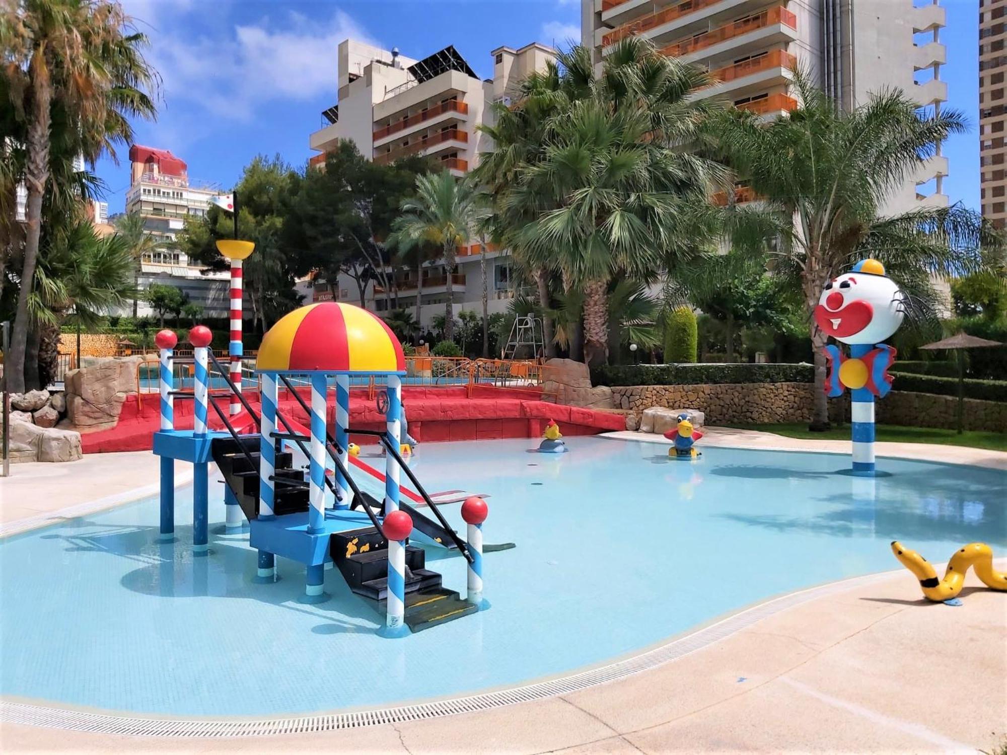 Gemelos 22-1-23 Benidorm Dış mekan fotoğraf